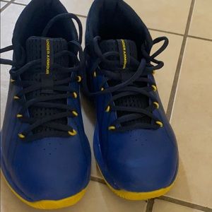 Under Armour Boys Shoes
